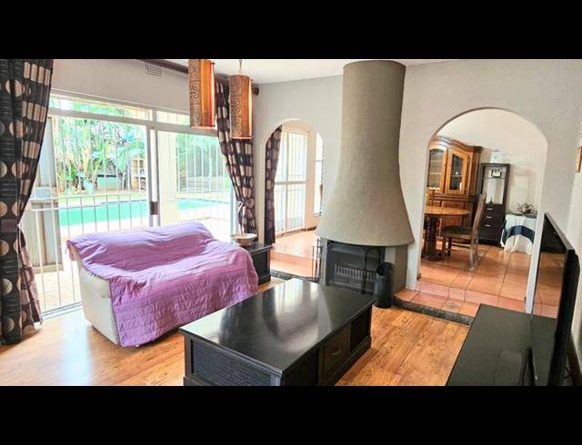 7 BEDROOM HOUSE FOR SALE IN EDEN GLEN